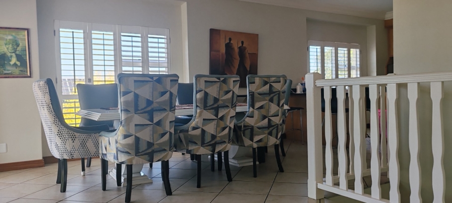 4 Bedroom Property for Sale in Caribbean Beach Club North West